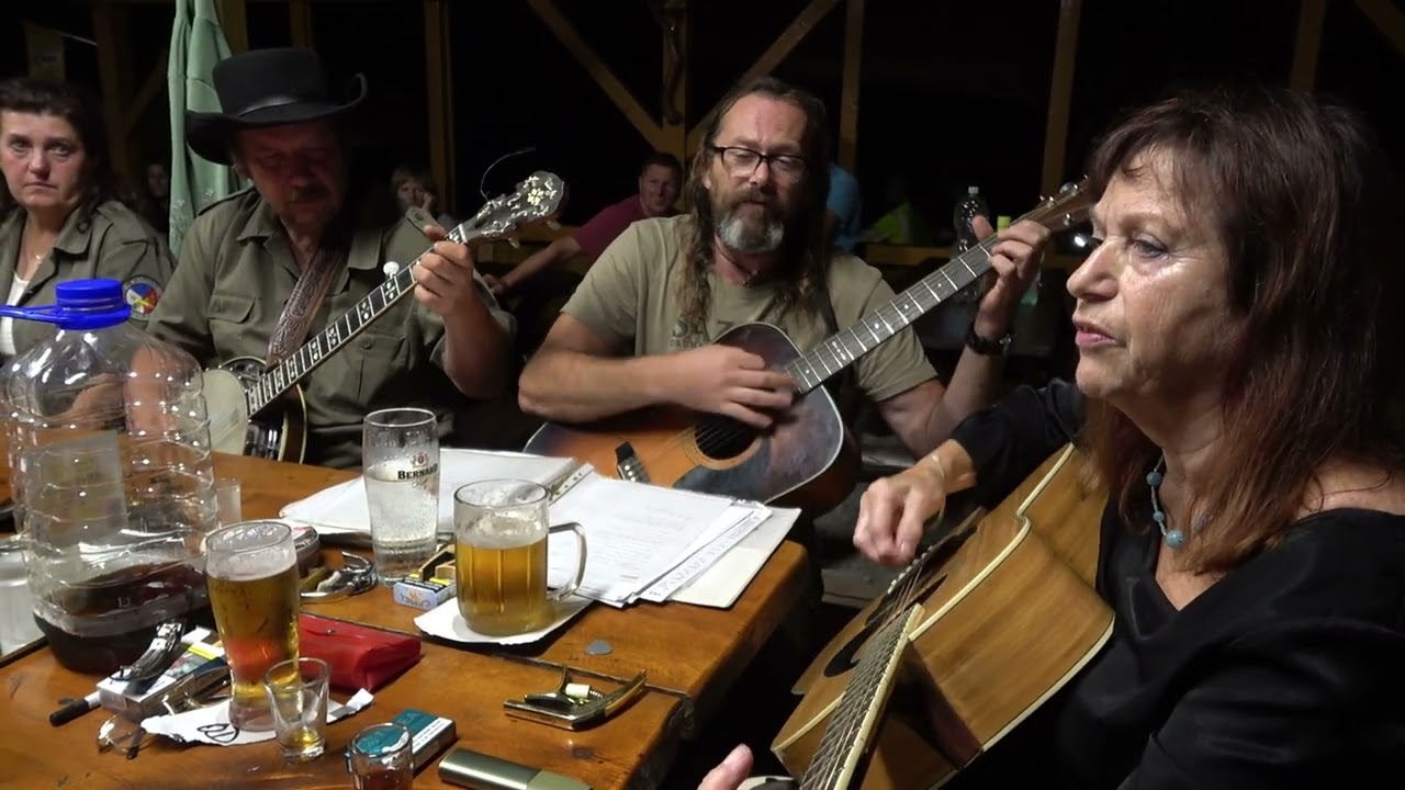 Stvořidla 10.8.2024.Hraje náhodná sešlost muzikantů.