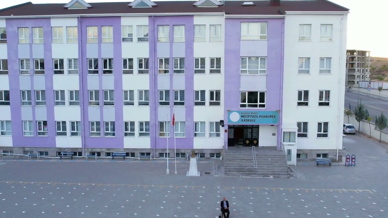 Nevşehir Necip Fazıl KISAKUREK İlkokulu'ndan ve Müdürü Sayın Salih YILDIZ'dan Özel Görüntüler...