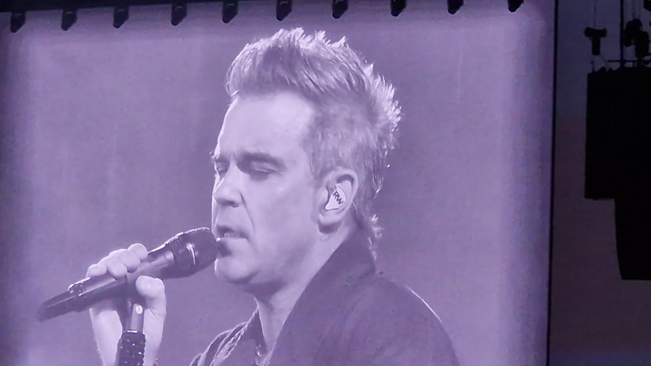 Robbie Williams - Angels (Live in Munich, Aug 2022)