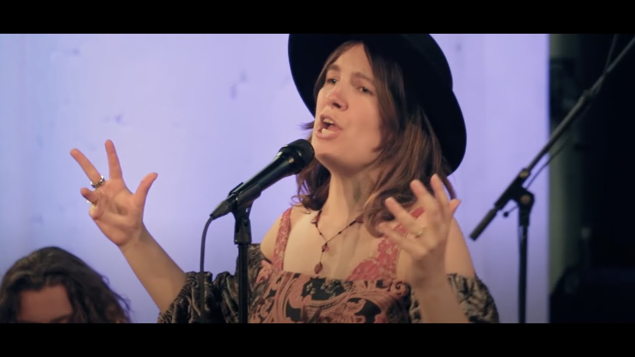 Harlem Lake - A Fool's Paradise (Unplugged Live at Roepaen)