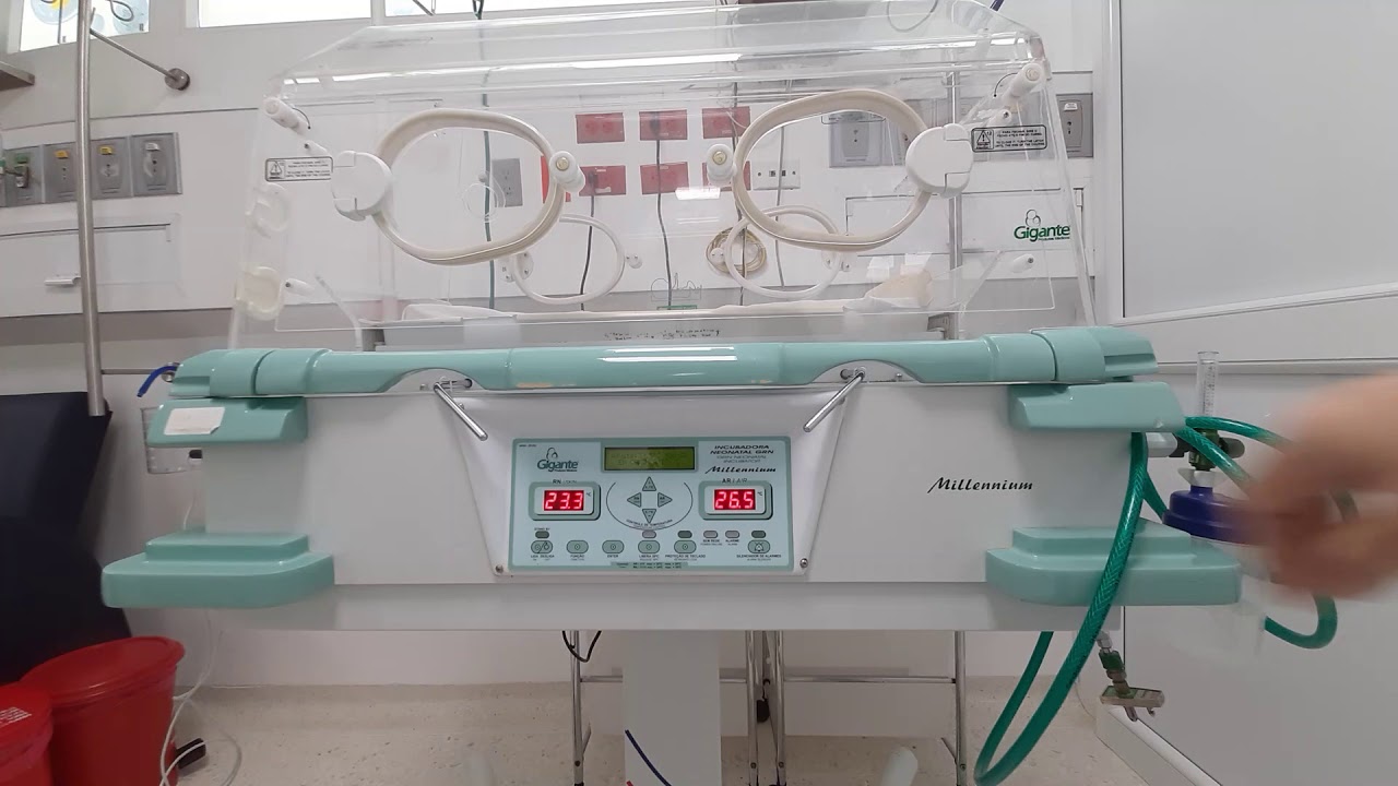 INCUBADORA NEONATAL