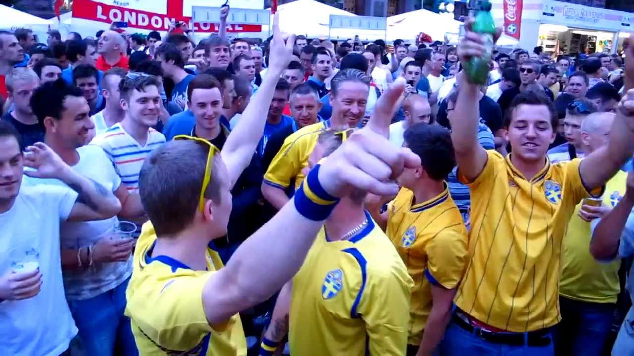 EURO 2012 England fans vs Swedish fans, Swedish Corner, Kiev(6)