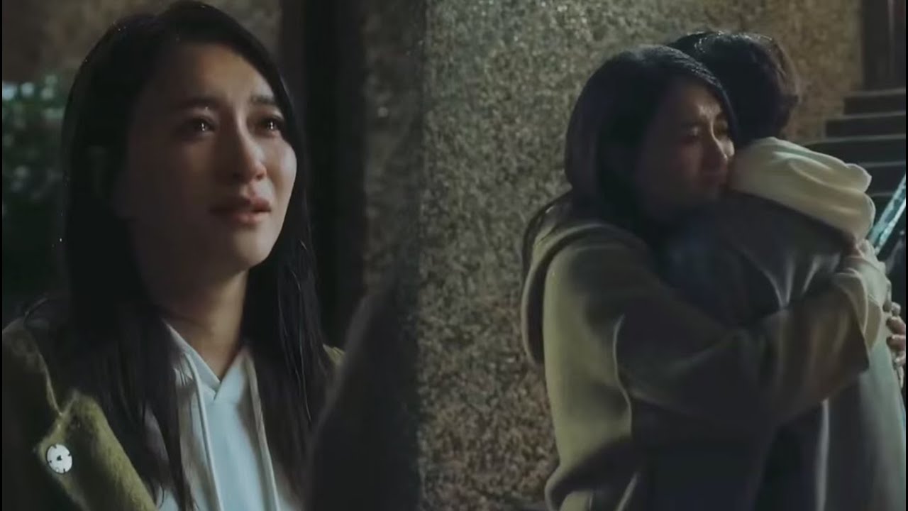 «Я никогда не переставала любить тебя»,— призналась Золушка, и красивый доктор заключил ее в объятия