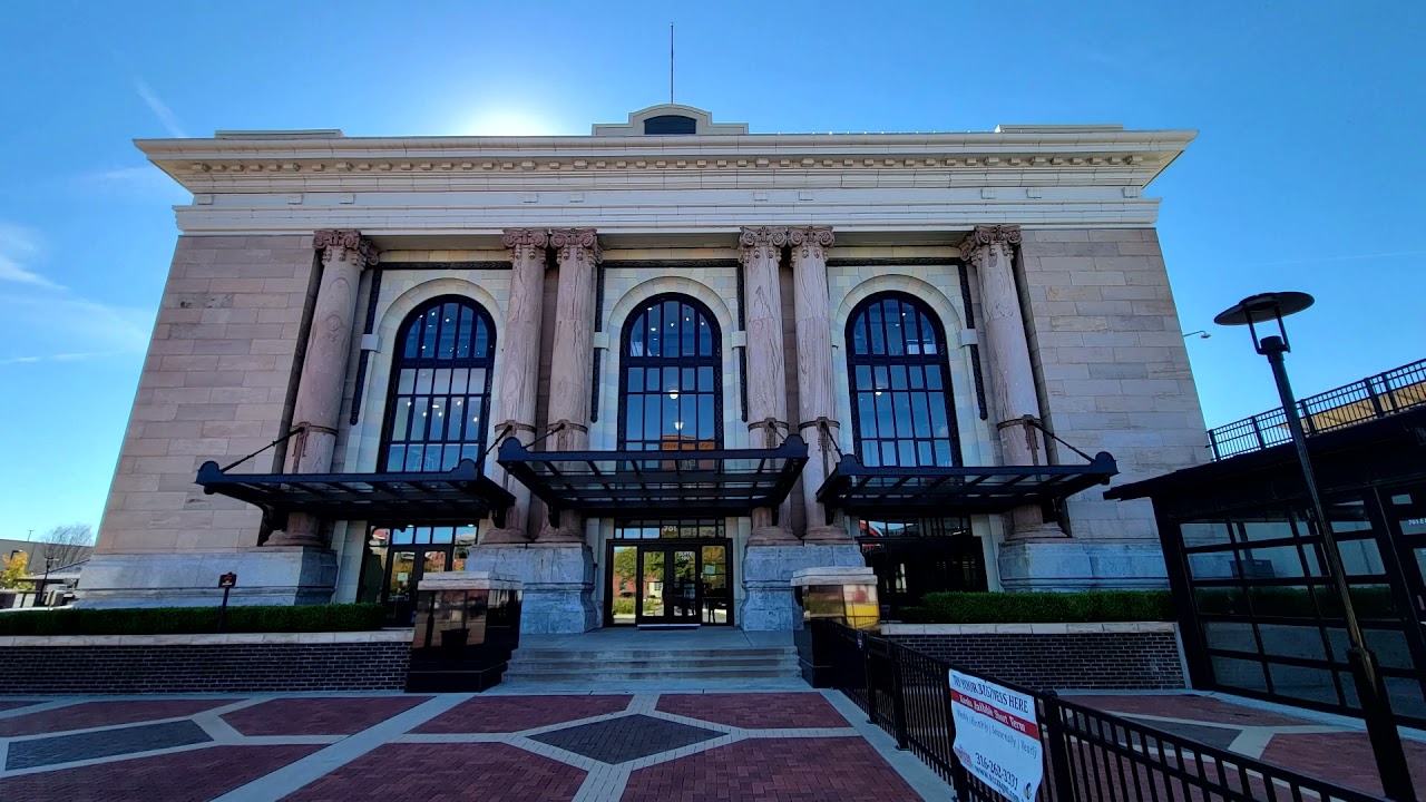 Wichita, Kansas: Downtown and Old Town