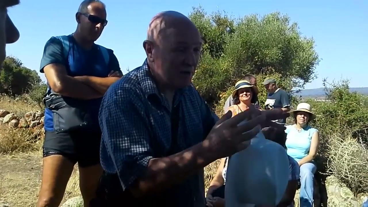 Passeggiata archeologica, cavalcata e ciclo pedalata, con la guida dell'Archeologo Giacobbe Manca.