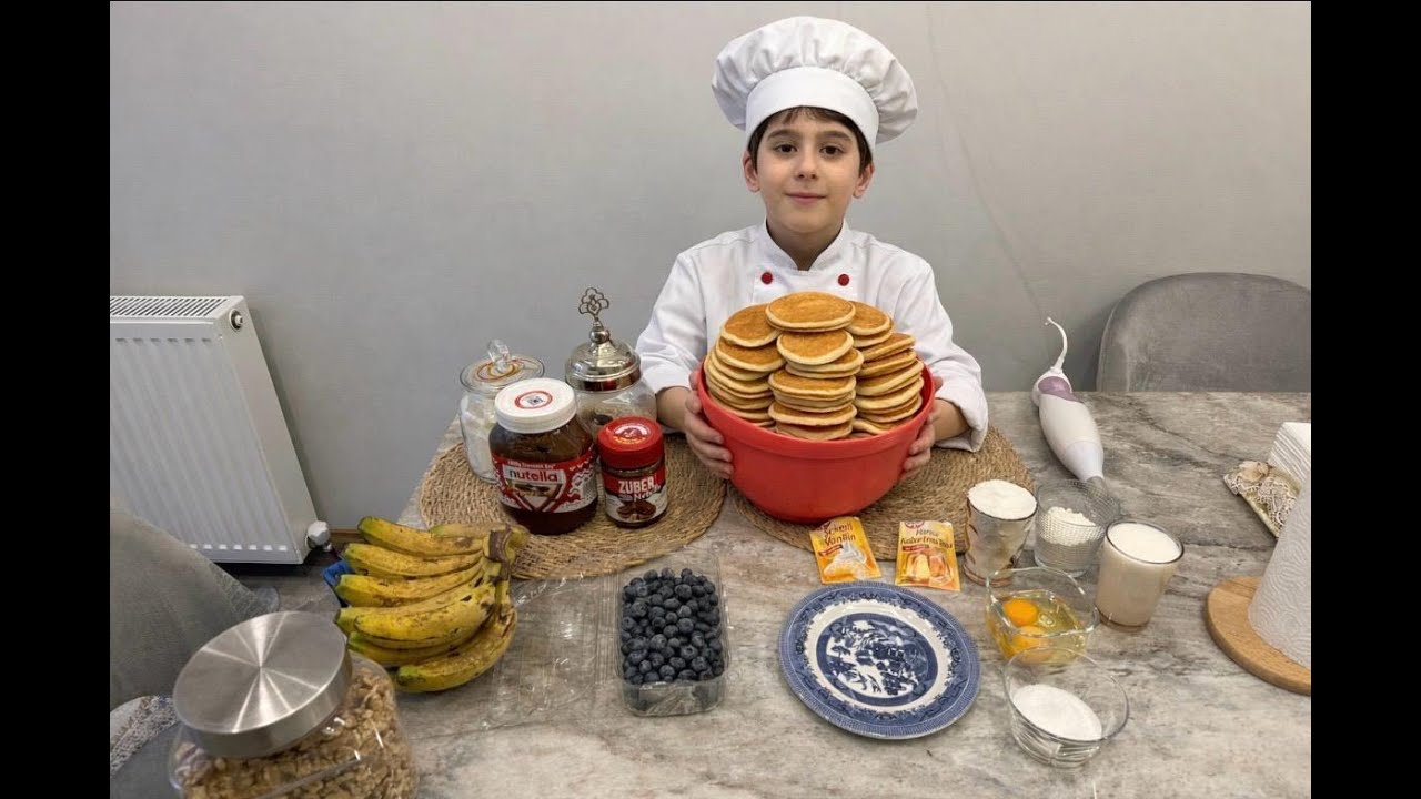 Babamla pankek yapıyoruz 😃🤌🏻🍓🫐🍌🥞🥞🥞🥞