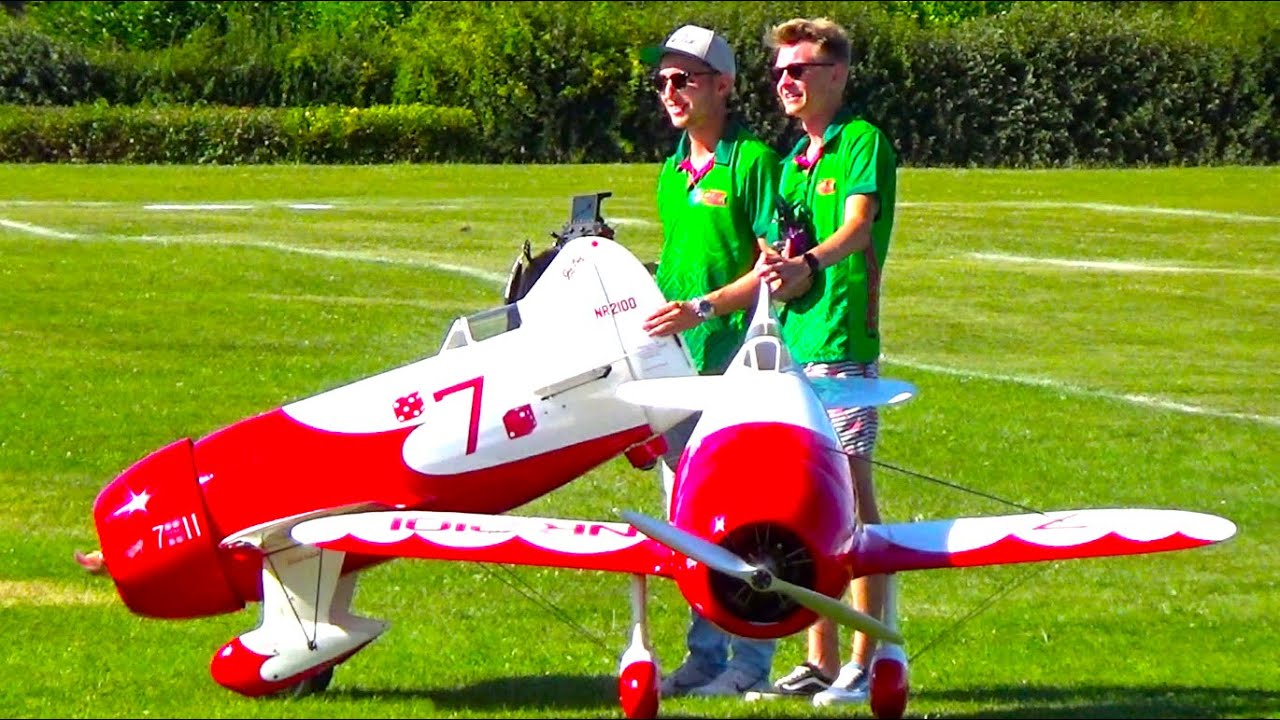 2x радиоуправляемые гоночные самолеты CARF GEE BEE для показательных выступлений на авиашоу