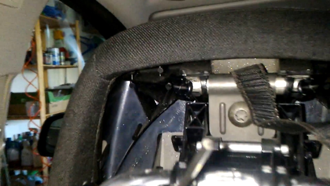 W204 headrest disassembly / zagłówek