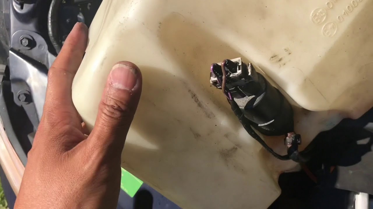 bmw z3 - windshield washer pump