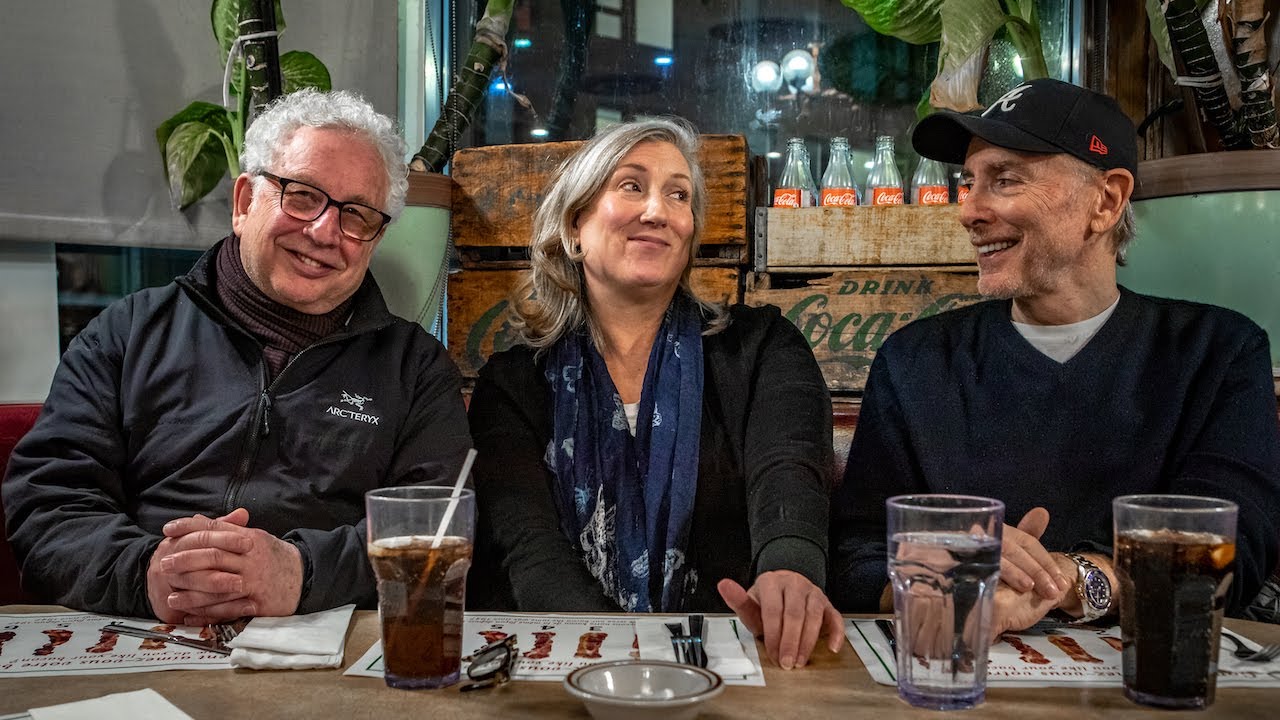 Magic tricks with David Acer, SAQ strike, PQ's new logo | The Corner Booth podcast