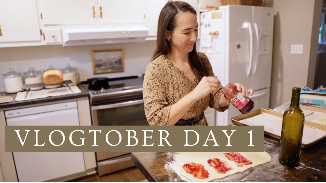 Cozy Fall Homemaking | VLOGTOBER 2024 Day 1