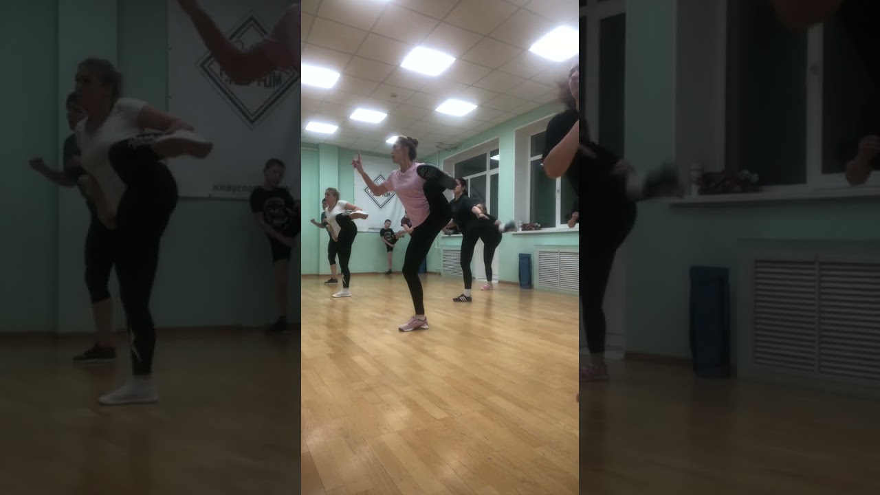 Тренировка на ноги и ягодицы с Кардио элементами!