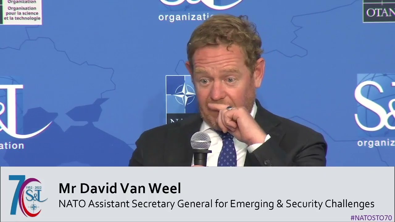 Mr. David Van Weel and Mr. Fran&ccedil;ois Chopard on innovation and defence
