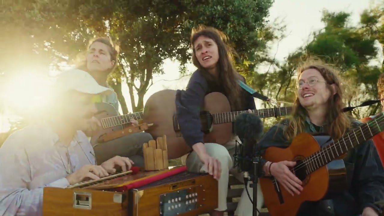 Black Sea Dahu – Ruth (Live in La Rochelle)