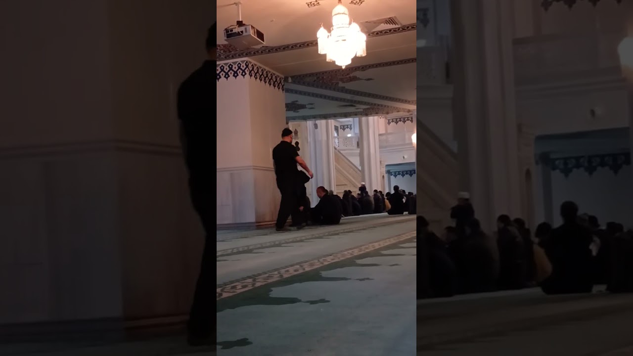 Азан в московском соборном мечете МА ША АЛЛАХ 