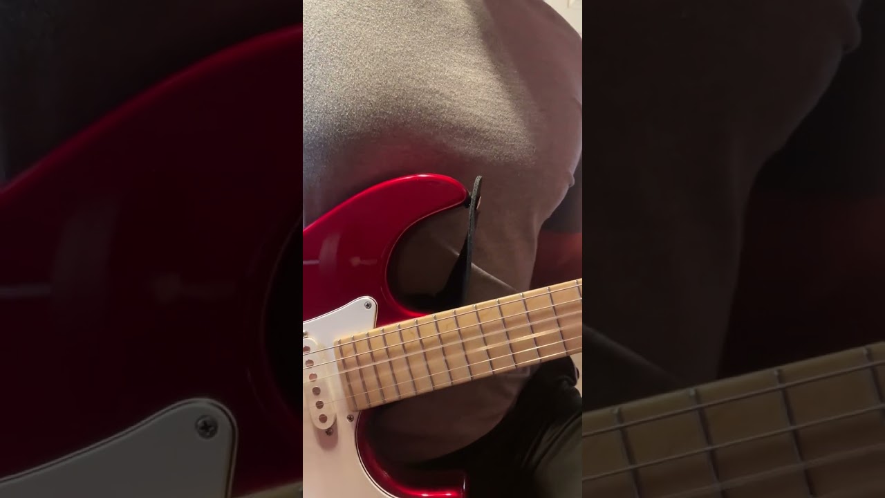 2015 Tom Anderson classic with SC1 and SC three pick ups showing sounds with the VA booster ￼