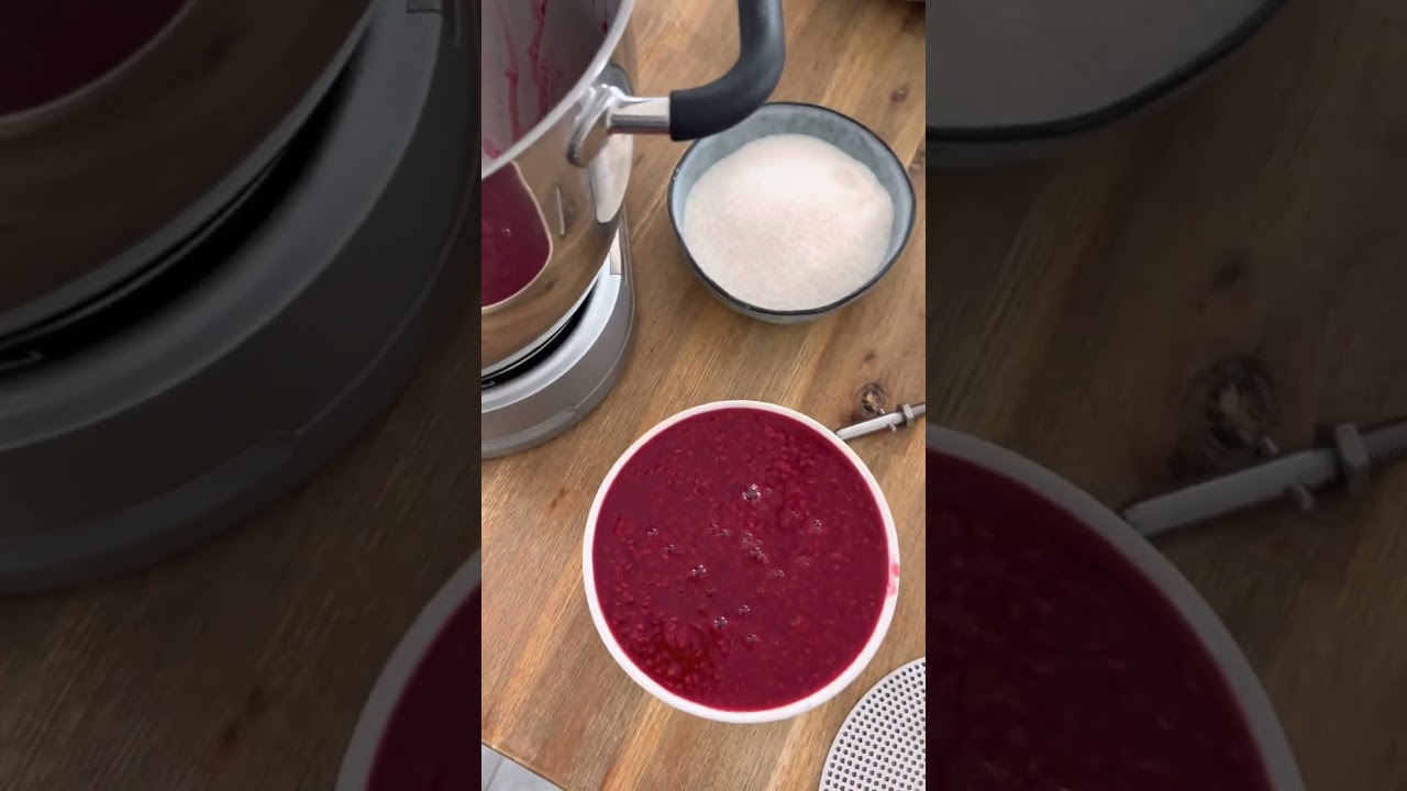 Test des neuen Kenwood Passieraufsatz KAT20 an der Kenwood Cooking Chef Küchenmaschine