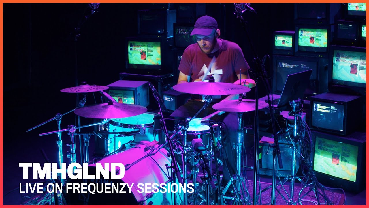 tmhglnd - ./drum.code (live at Frequenzy)