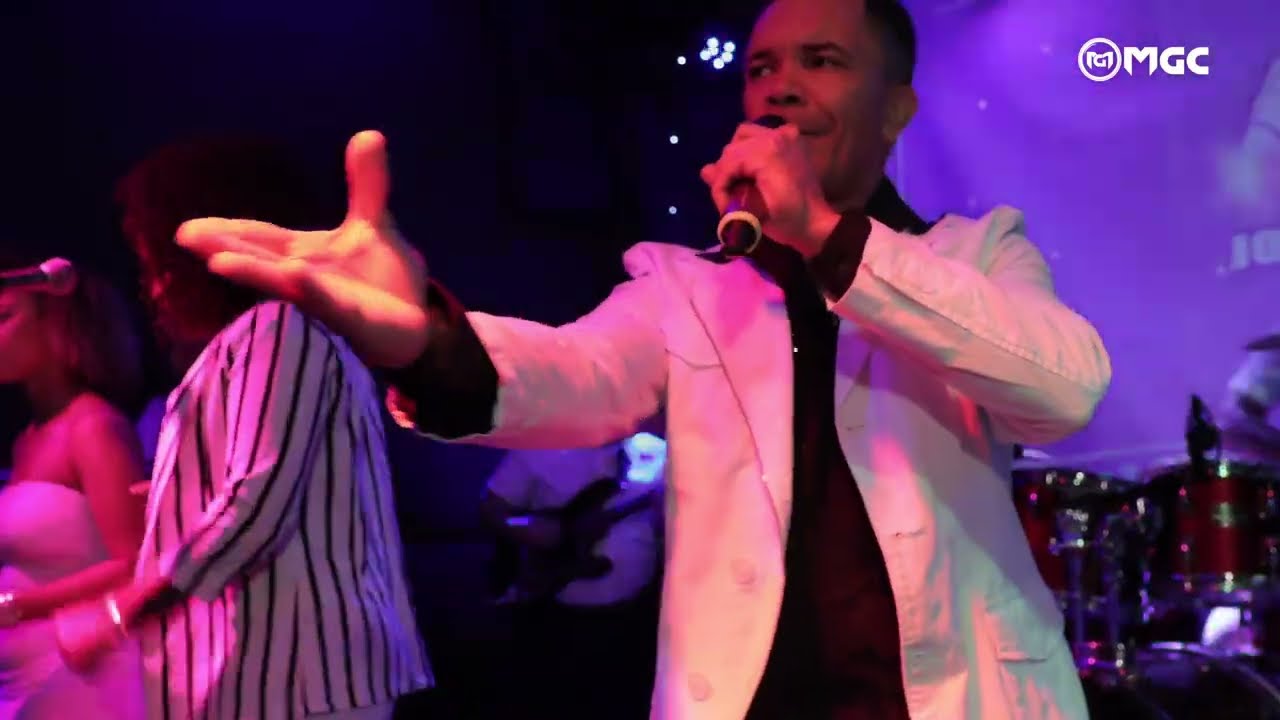 RUI LIMA - Bo S'ta longe e Policia, no Bar\Restaurante Oliveira's - Music, Food & Drinks - Rotterdam