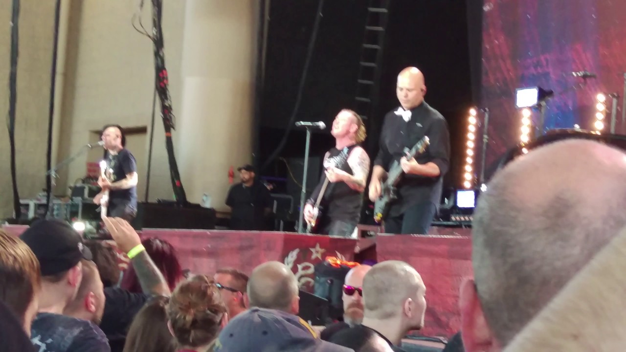 Stone Sour - Tired / Indianapolis, IN / 7-29-17