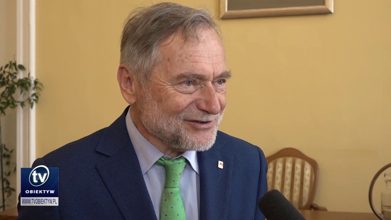 Zasłużeni mieszkańcy Krosna odebrali odznaczenia