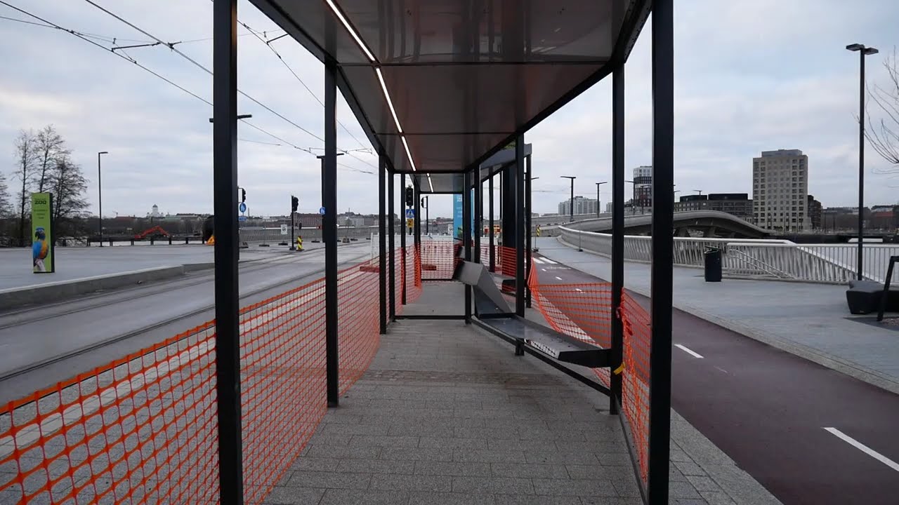 Korkeasaareen on rakennettu raitiovaunupysäkki
