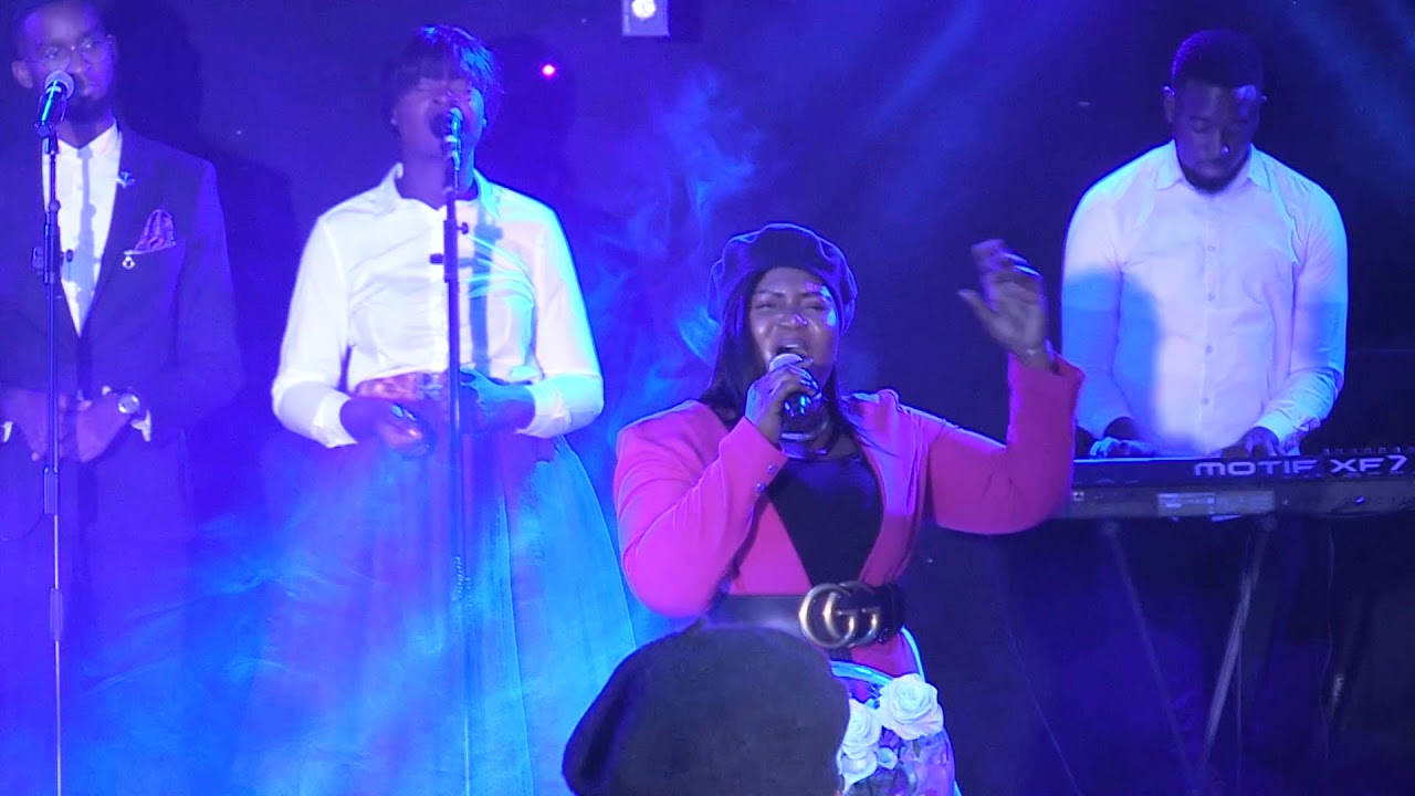 1er anniversaire du Coeur d'Adorateur avec CHRISTELLE GAMBELA