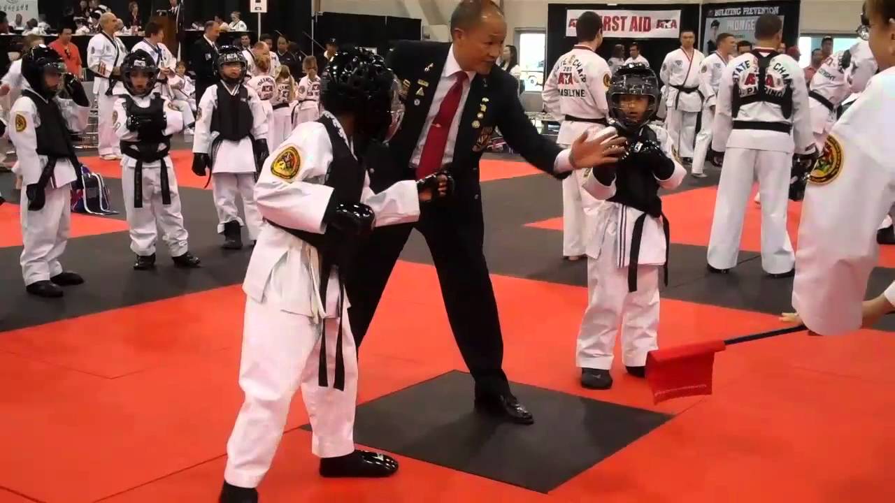 RAYNA SPARRING (PONYTAIL-on the right)