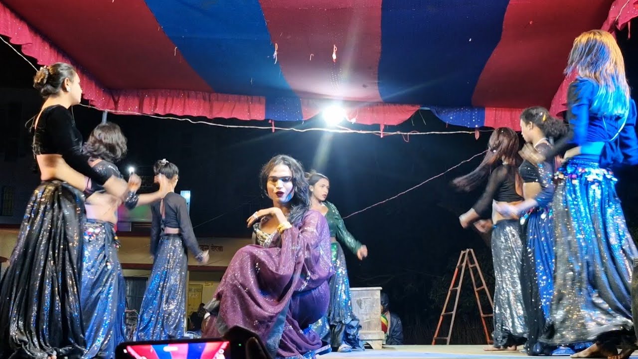 Ladies Choras | छप हरदिया कमरिया में #viral #bhojpuridance ( Hardiya Nach Program !!