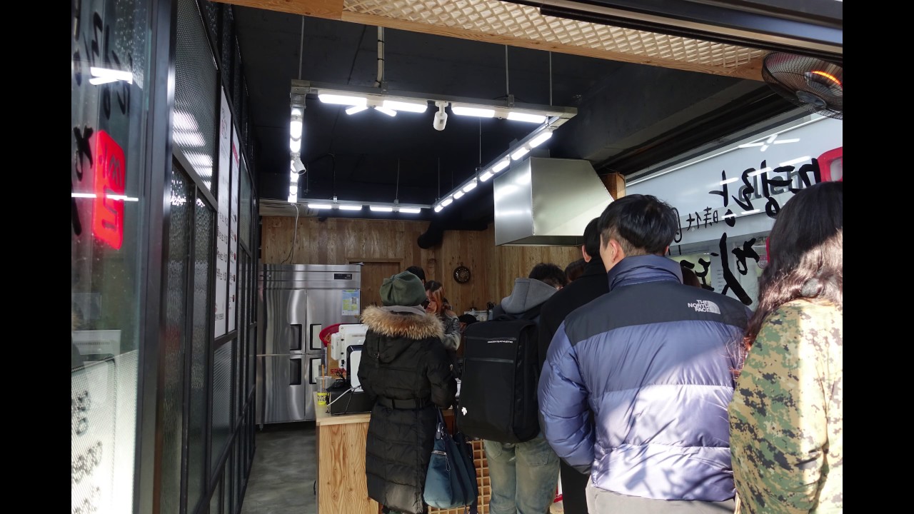 [음식] 4K 한국의 핫도그-  Corn dog in Korea