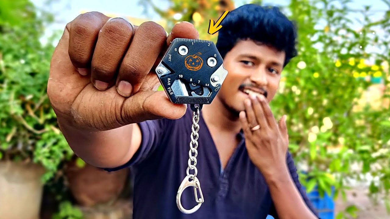 Emergency Time-ல இந்த ஒரு Keychain இருந்தா போதும்! | 14 in 1 Keychain | Best Gadget