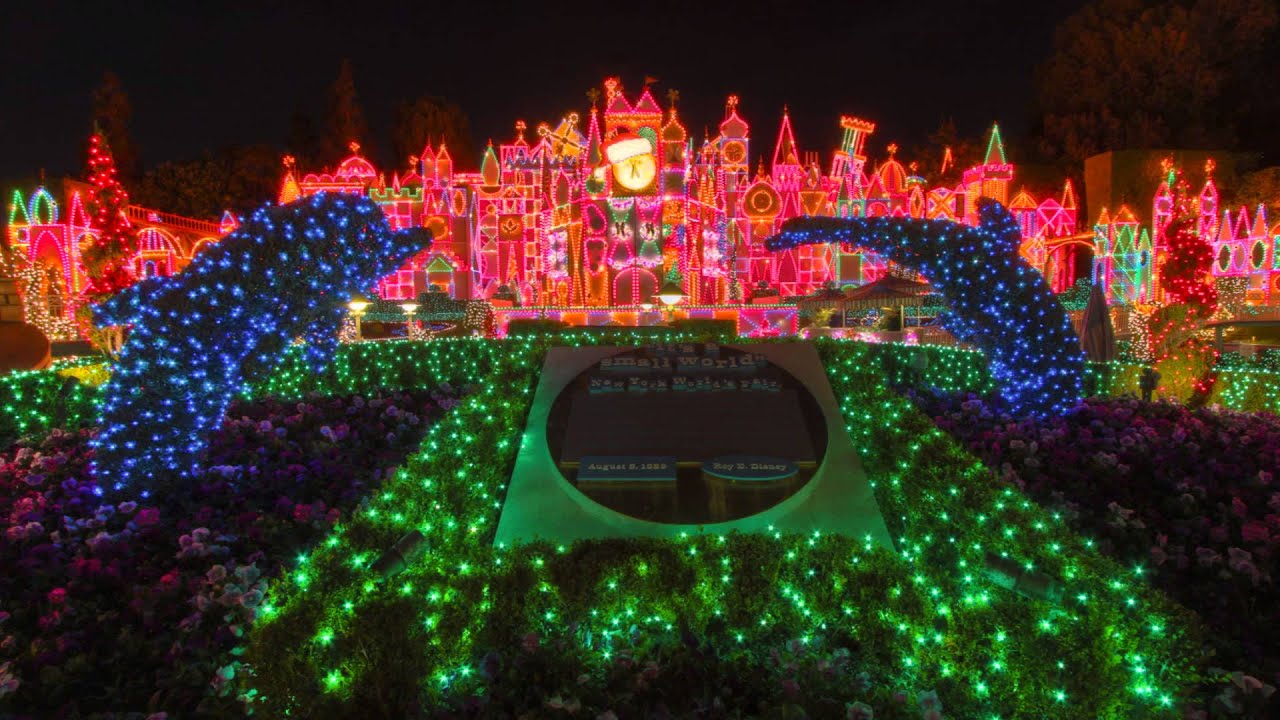 It's A Small World Holiday queue music loop
