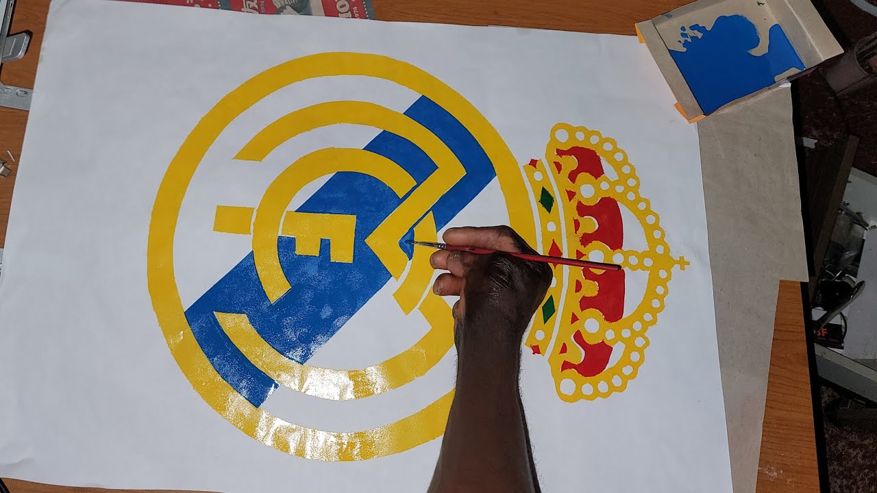 How to draw the Real Madrid logo with paint using a stencil.