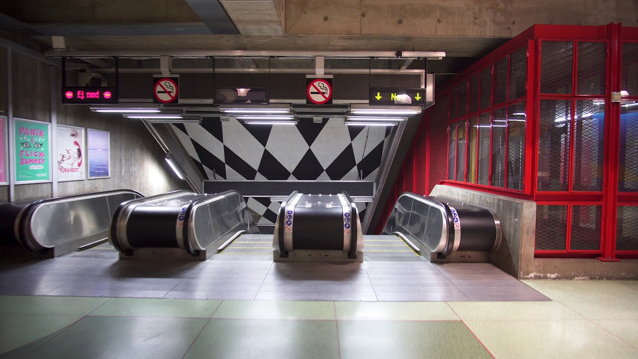Sweden, Stockholm, Kungsträdgården subway station, 4X elevator , 9X escalator