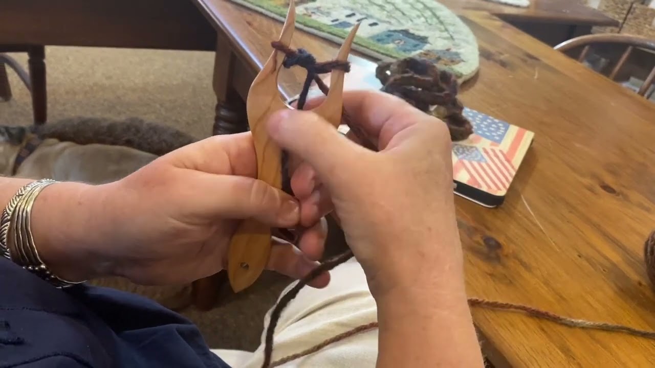 Using your Lucet fork to make a braid or cord