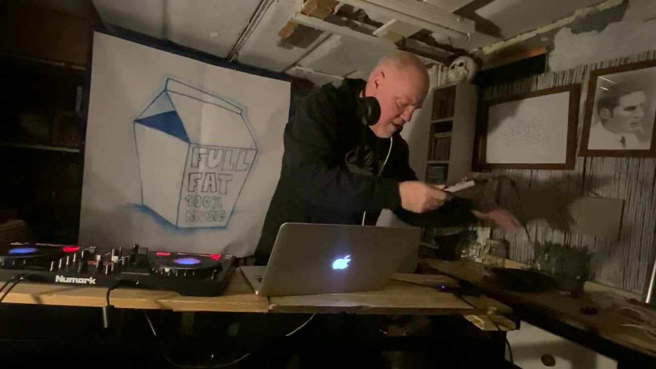 Techno - Ordinary Human 