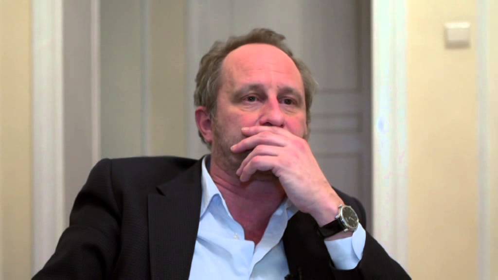 Benoît POELVOORDE parle à sa manière des villes de Belgique