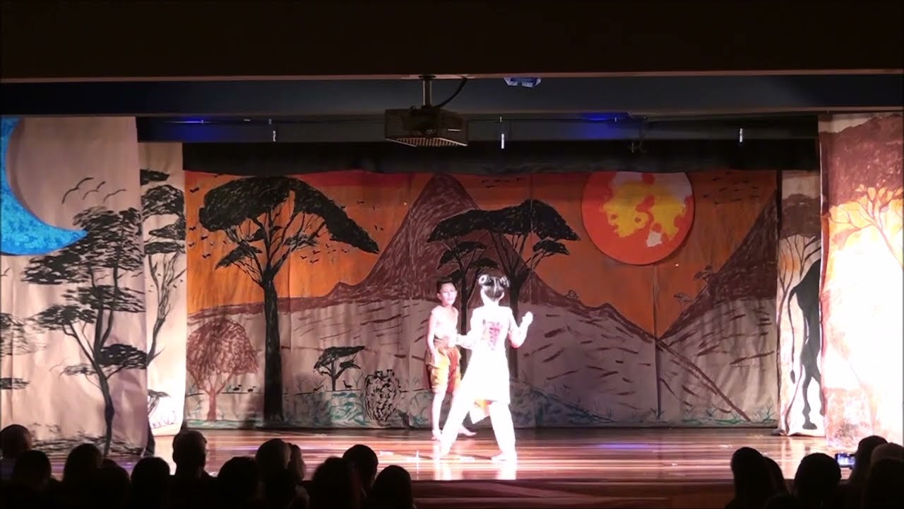O REI LEÃO - Grupo de Teatro Tálanton Kids