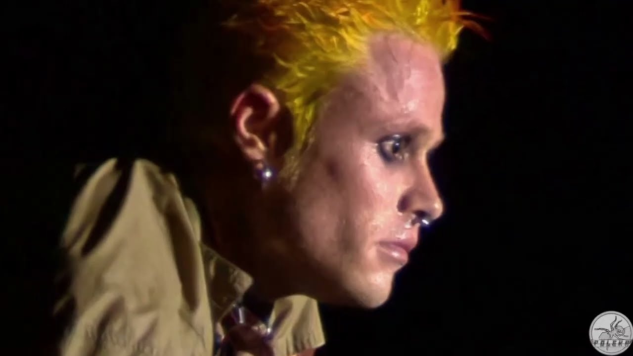 The Prodigy Live at F&eacute;ile Festival 1995