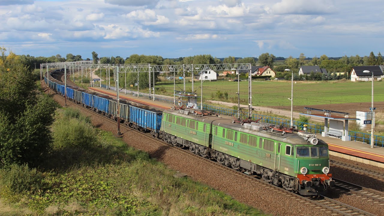 Trains at/pociągi w Roźyńy & Skowarcz 23/9/22