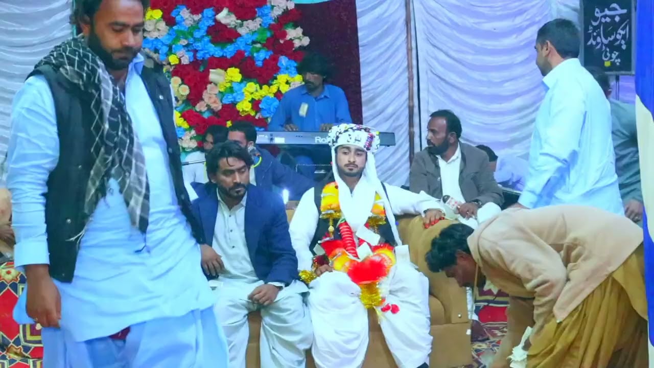 SINGER LATIF SANWAL