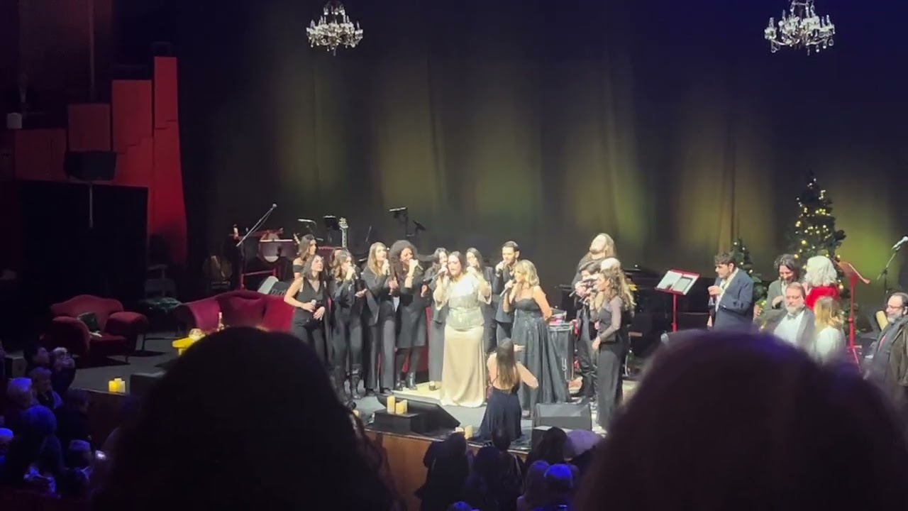 Tosca e Eleonora Buratto   Quando Viene Dicembre Anastasia