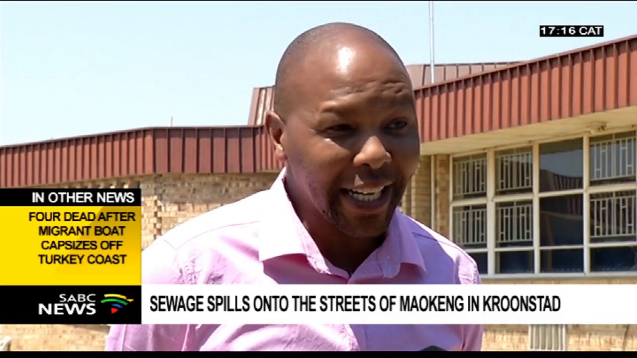 Sewage spills onto the streets of Maokeng, Kroonstad