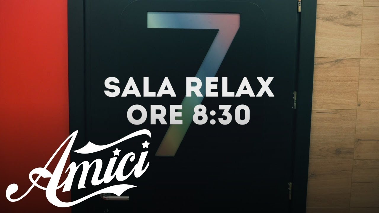 Per i cantanti di #Amici17 la giornata inizia così!