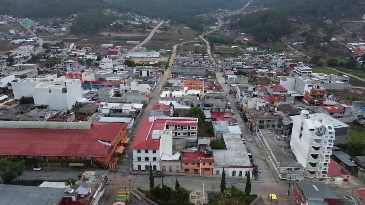 Chalcatongo de Hidalgo, Tlaxiaco,  Oaxaca desde las alturas.