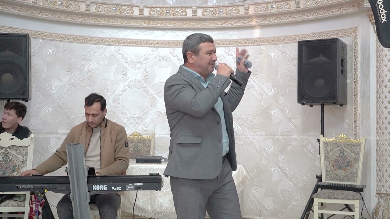 Ашыр багшы халк айдым. Halk aydym