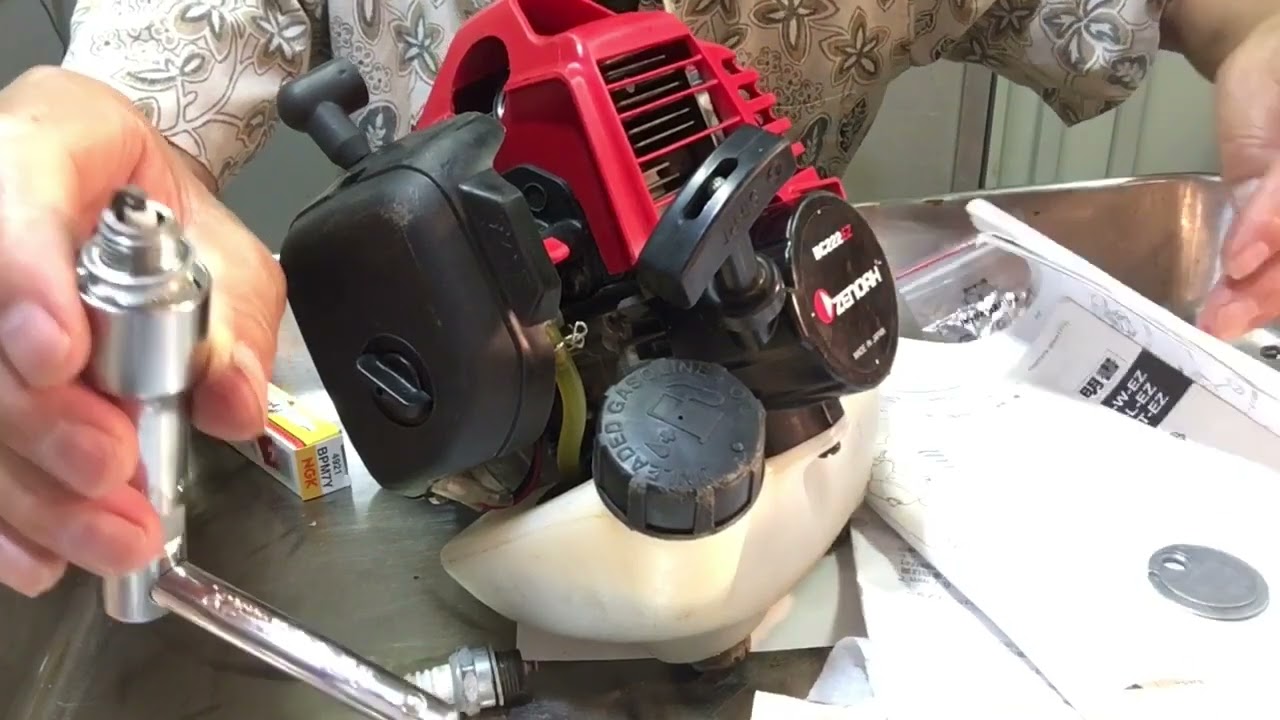 刈払機のプラグ点検交換十箇条