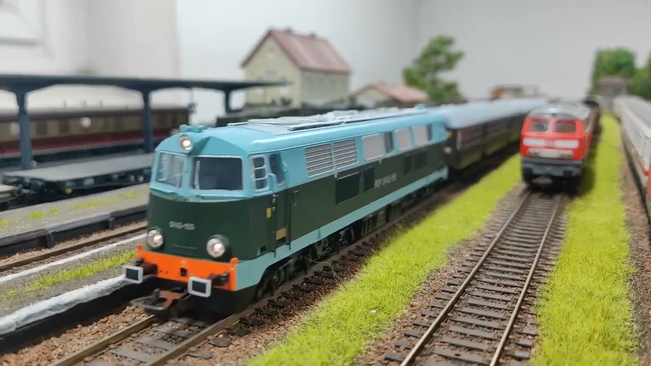 Przejazd Sp45-155 z osobowymi 