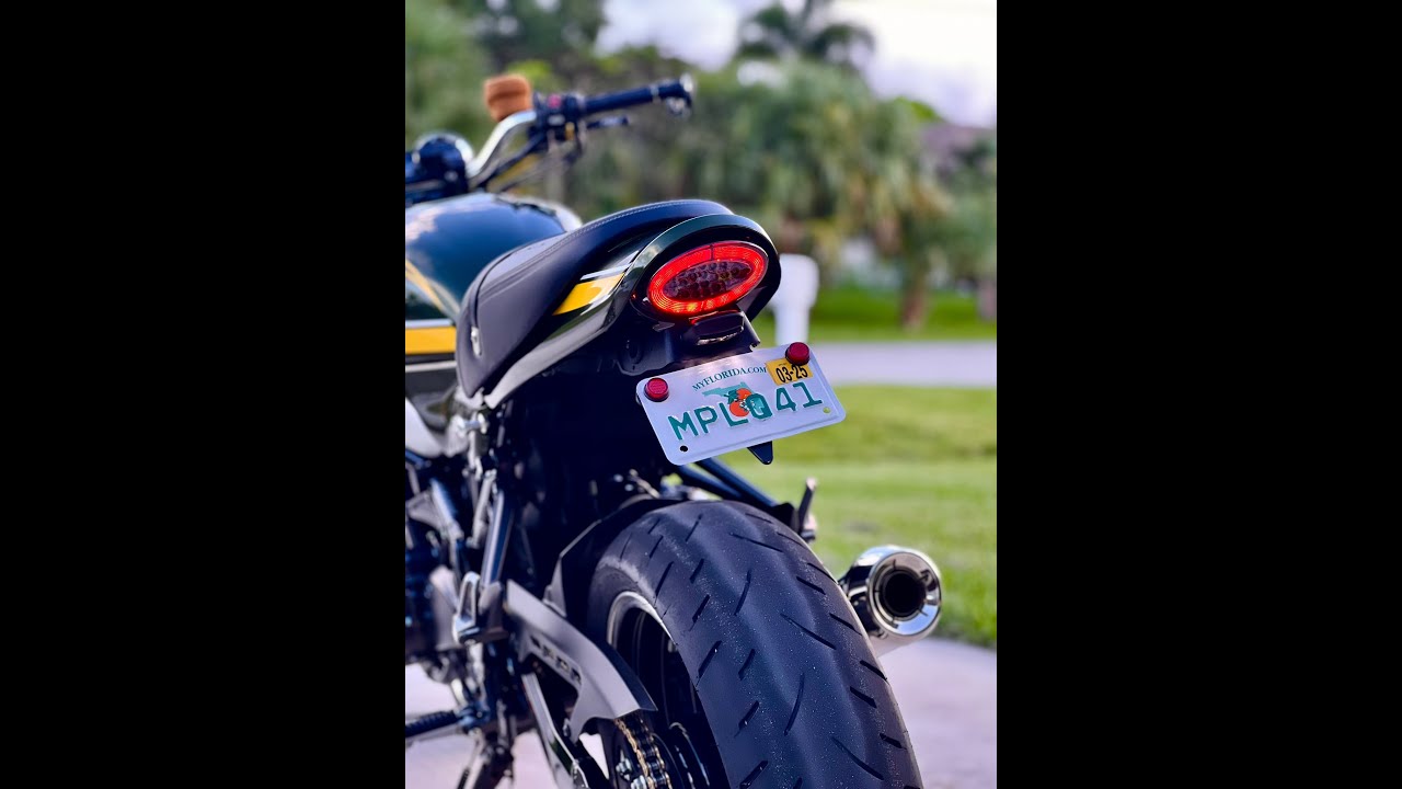 New tail light for the Z900RS (Install Video)
