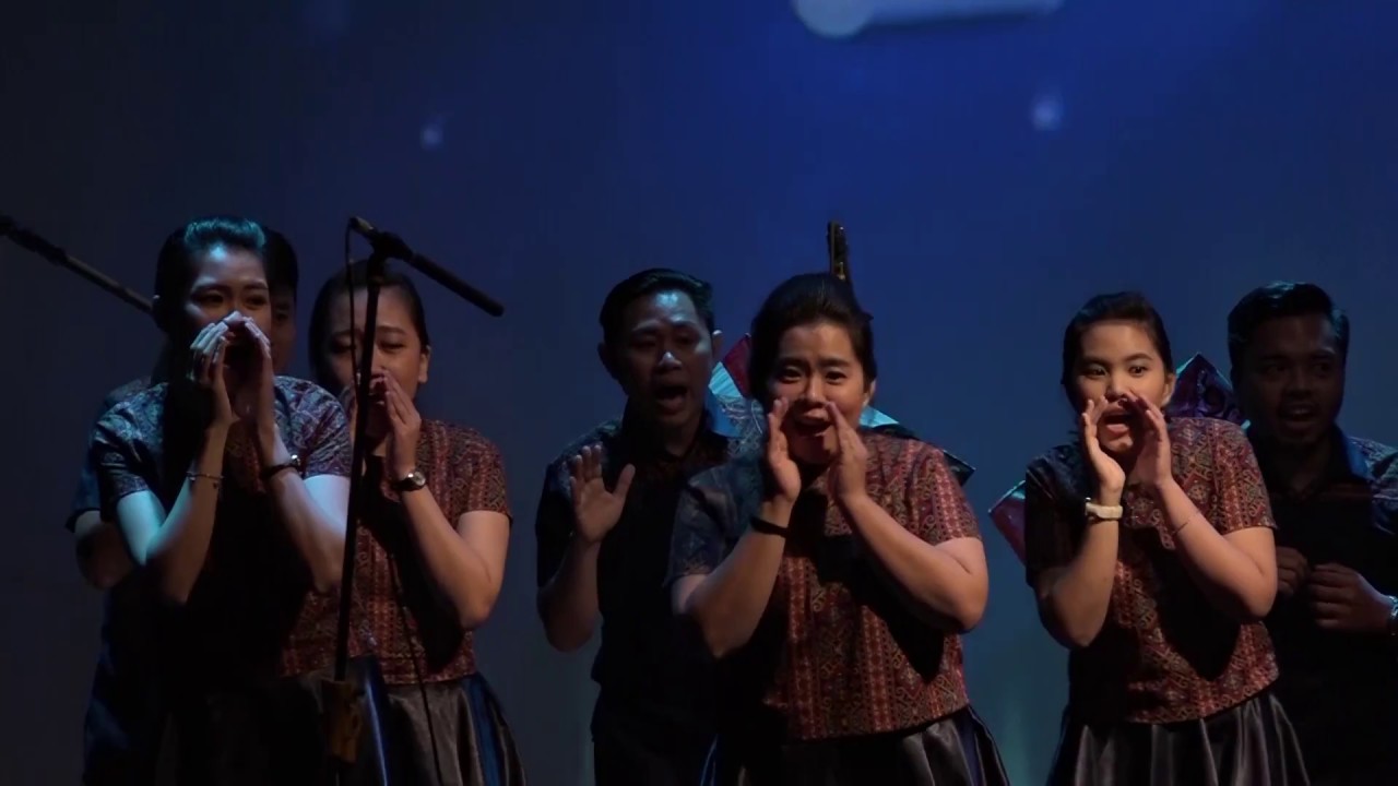 Maen Lajengan - GlorificamusTe Choir